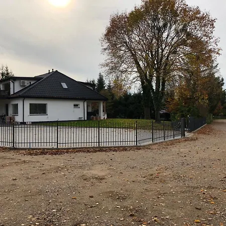 Comfort Zone Rus Mala شقة